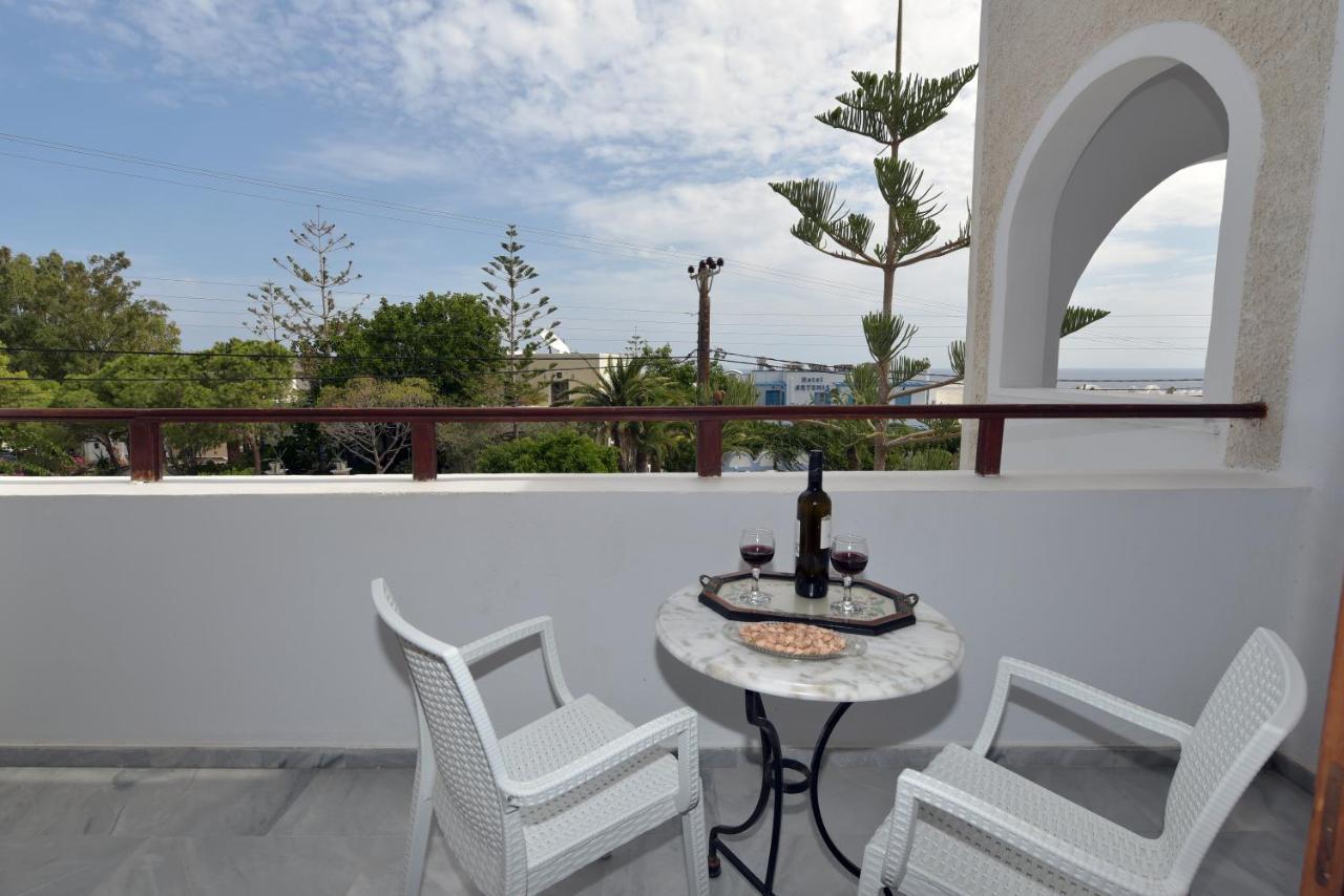 Sunflower Aparthotel Kamari  Exterior photo