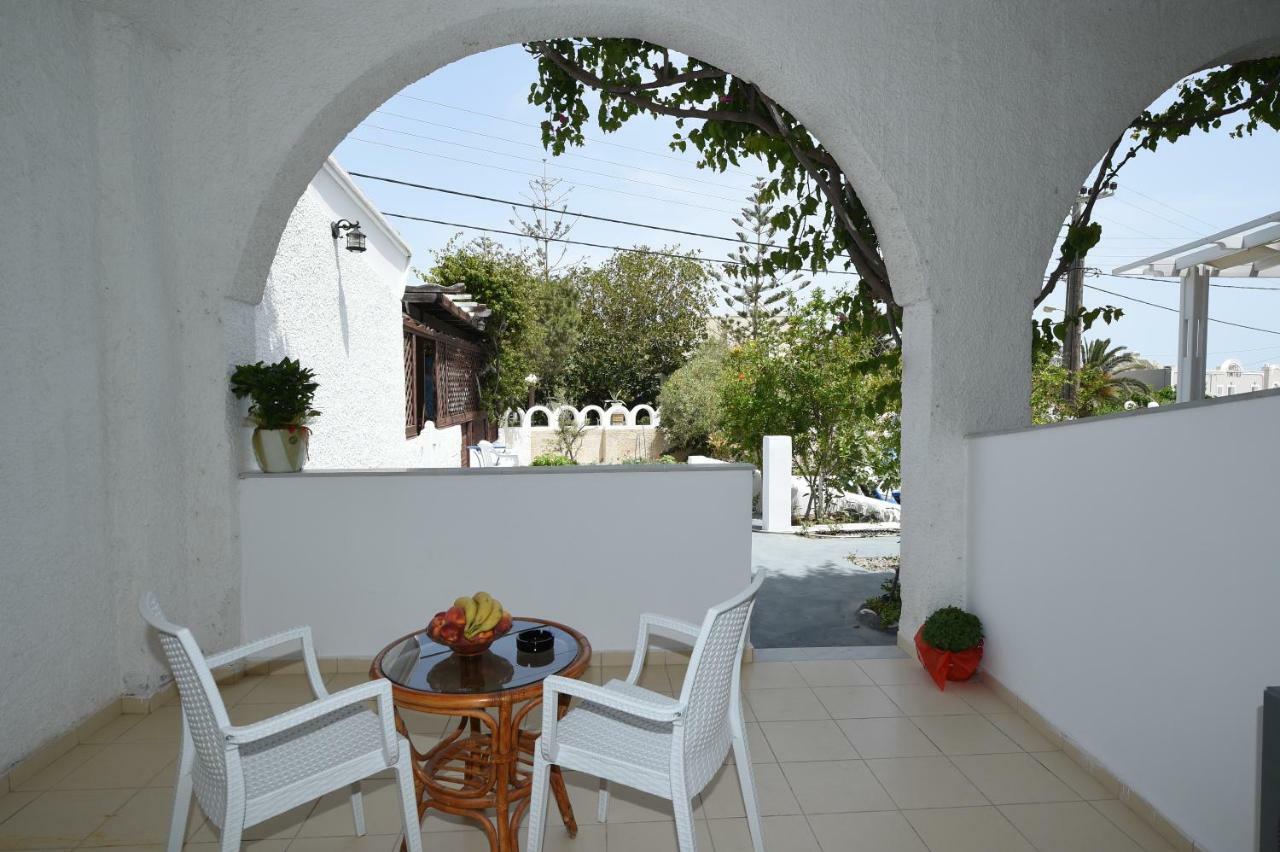 Sunflower Aparthotel Kamari  Exterior photo